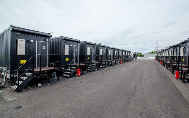 HOTEL R9 The Yard Uki