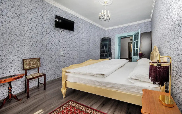 ZiRa Residence