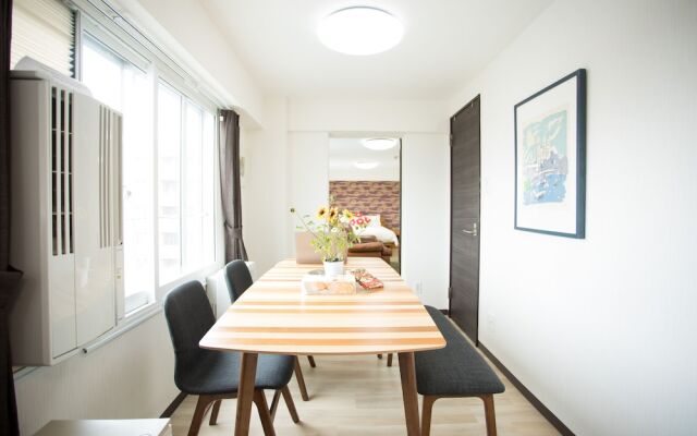 HDO Frontier 24 - Superior Apartment 801