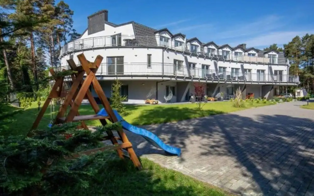 Spacious Apartment,summer Swimming Pool, Pobierowo