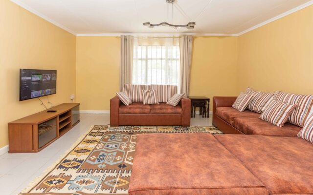 Cozy and Warm 3-bed Bungalow in Athi River