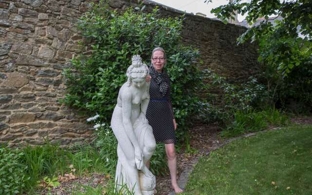 Clos de Vallombreuse, The Originals Relais