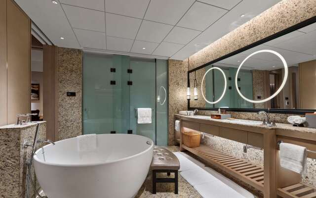 Doubletree By Hilton Shigatse