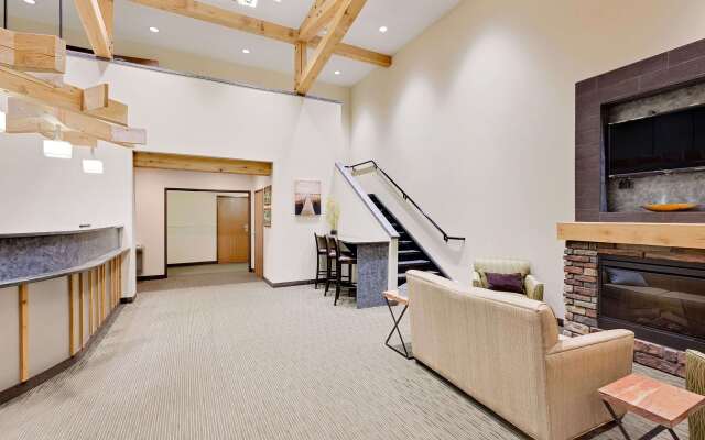 Days Inn by Wyndham Cadillac