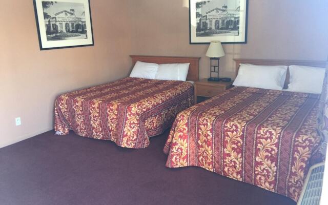 Mission Motel Lynwood - 59 and up.