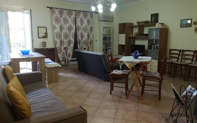 Relax House