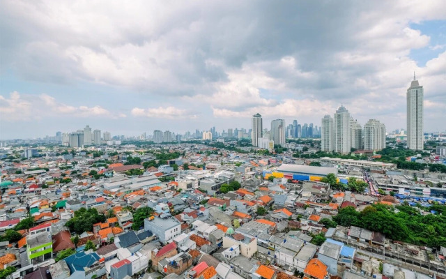 Elegant And Comfort Studio Kebayoran Icon Apartment