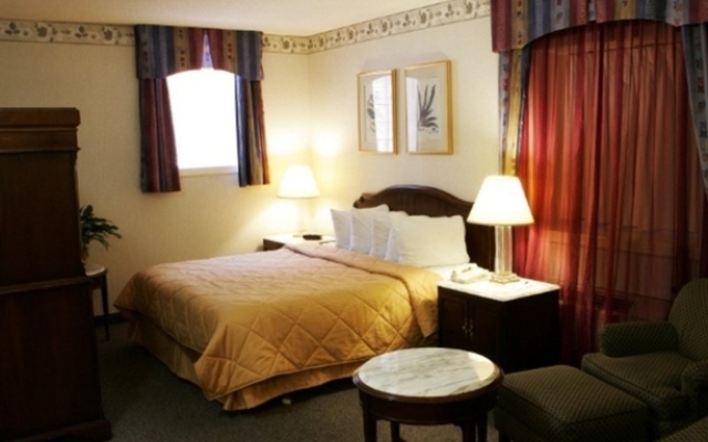 Clarion Hotel & Suites Selby Downtown