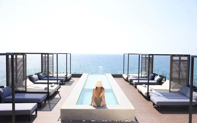 Bebatroun Beach Hotel