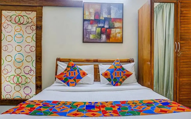Fabhotel Grandeur