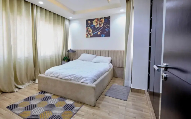 Top Loft 3 Bed   Penthouse Apartment