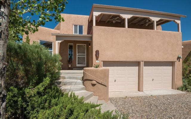 Valle Del Sol - Unbeatable Views, Spacious Luxury Home, Impeccable Furnishings
