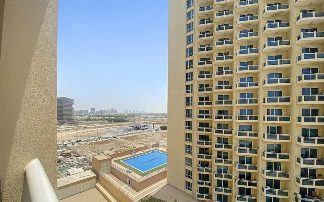 WelHome - Lovely Studio Apartment in Production City