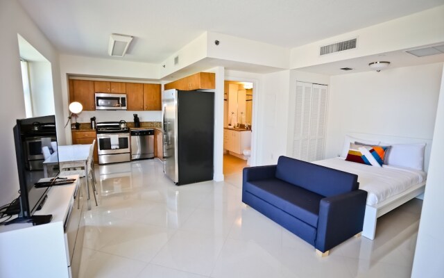 One Broadway Brickell Apartments by NUOVO