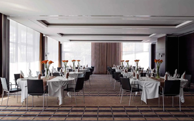 Occidental Dresden Newa