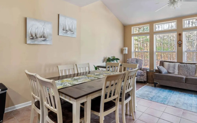 Bayview Landing #1 Sleeps 10