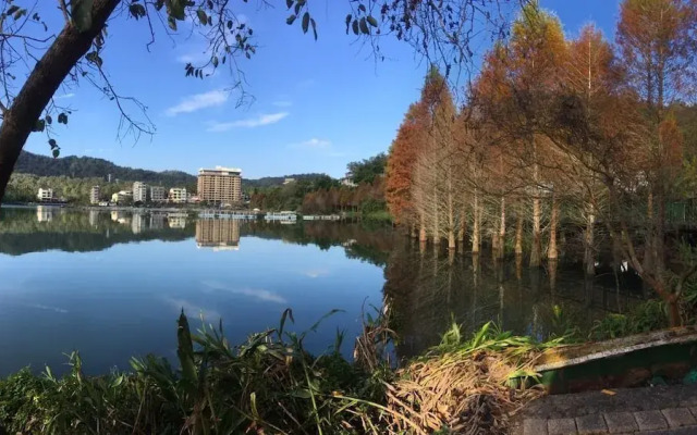 Sun Moon Lake FRIDAY Inn Guest House