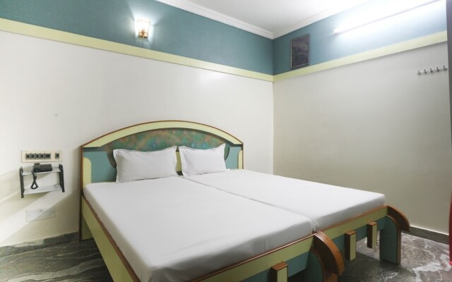 SPOT ON 60108 Hotel Le Palace