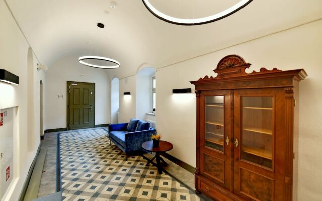 Herbal Hotel