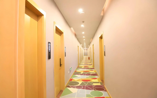 Shell Shanghai Jiading Nanxiang Town Minzhu Street Hotel