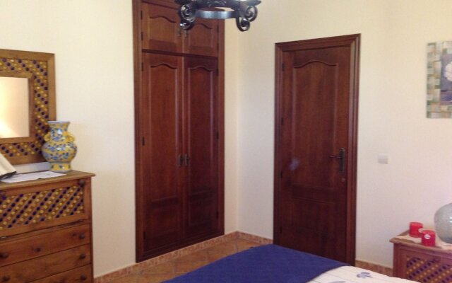 Traditional Andalusian Villa in La Higuera