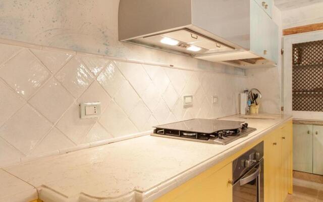 MarcheAmore - Il Passaggio Segreto, luxury loft with private courtyard