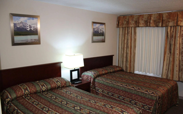 Columbia Motor Inn