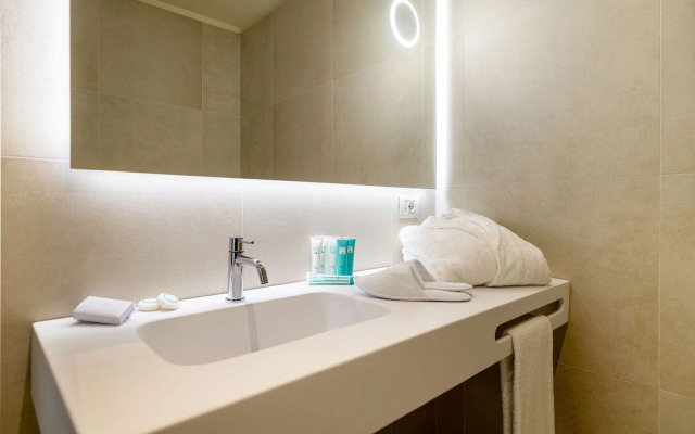 Palace Lido Hotel & Suites