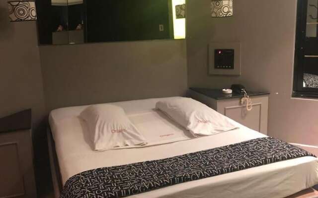 Origen Hotel (Motel)