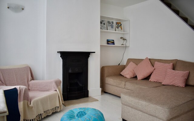 Central Brighton 2 Bedroom House With Garden