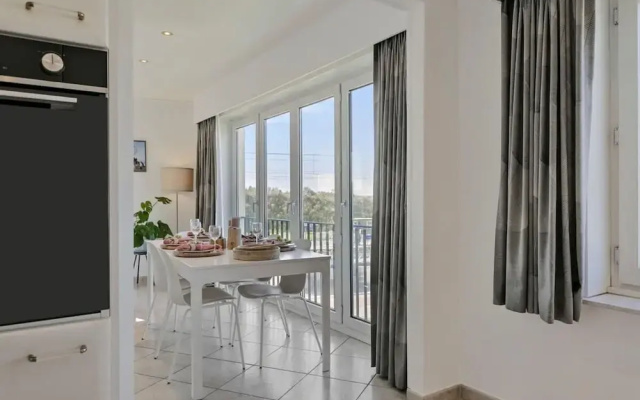 Charming Apartment Near the Beach
