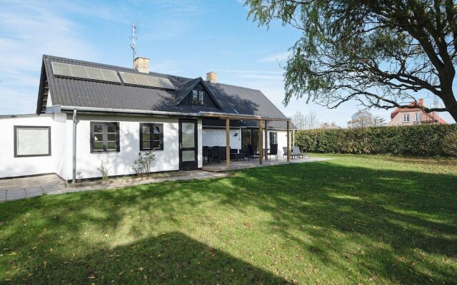 8 Person Holiday Home in Sakskobing