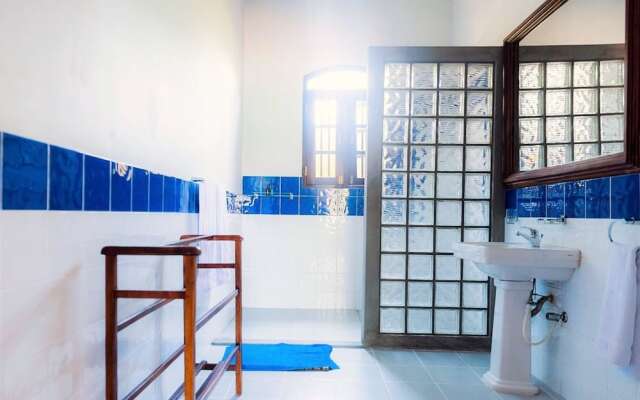 South Point Abbey Whole Villa 4 Bedroom (Sleeps 9)