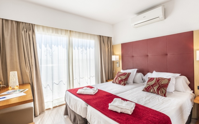 Hotel THB Gran Bahia Hotel and Apartments