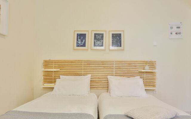 Nautilus Apartments Airport by Airstay