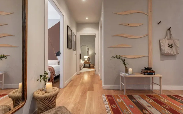 Guban - 2 Bedroom and Balcony in Azca