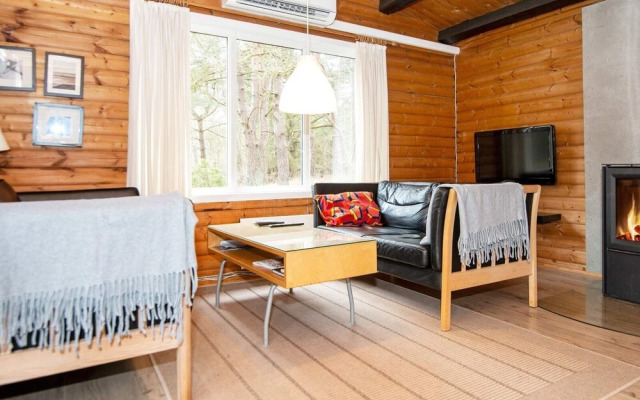 6 Person Holiday Home in Romo