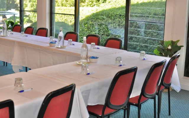 Mercure Lake Macquarie Raffertys Resort