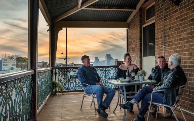 Commercial Travellers House