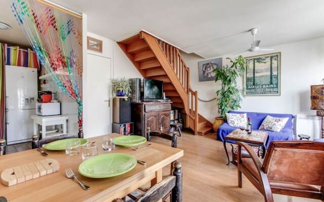Bright 3BR Duplex Near Nation