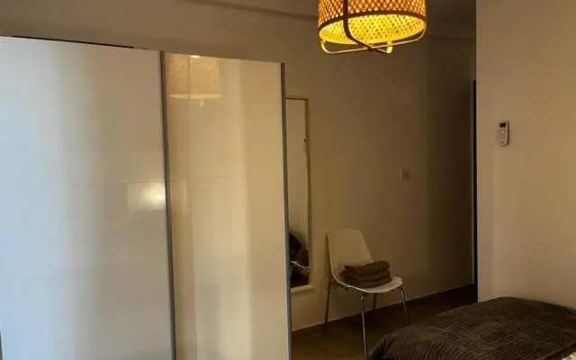 Sliema, Stylish 2 Bedroom Apartment with Parking