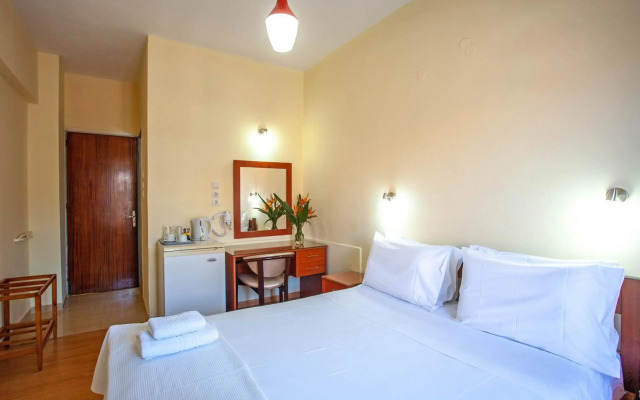 Lucia Hotel