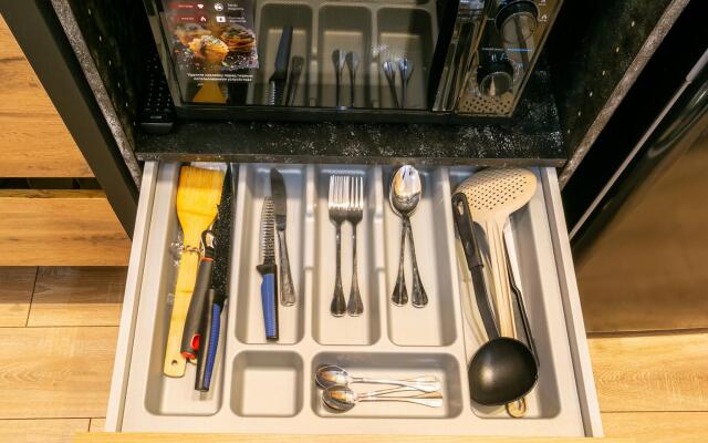 SeApart. На Большом 13 (бывш. Апартаменты на Большом проспекте Петроградской Стороны)