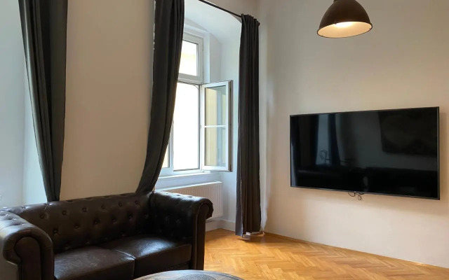 Industrial Apartment Schlossberg