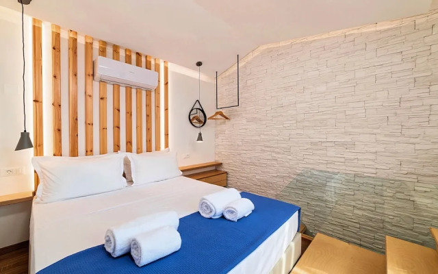 Aelia Suites