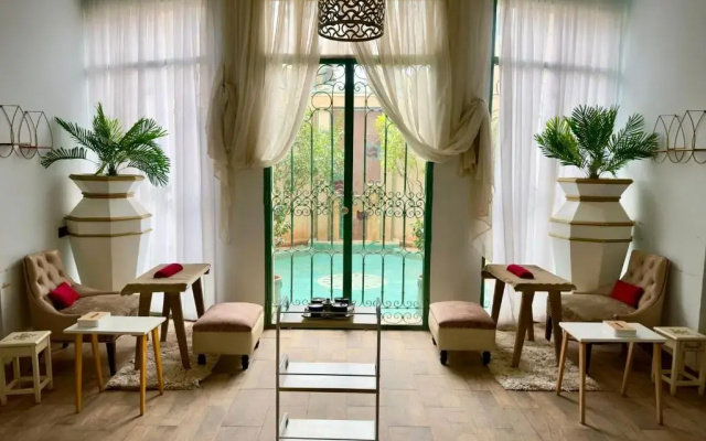 Sillage Palace Sky & Spa