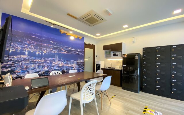 Sogor Girls Dormitory by OYO Rooms