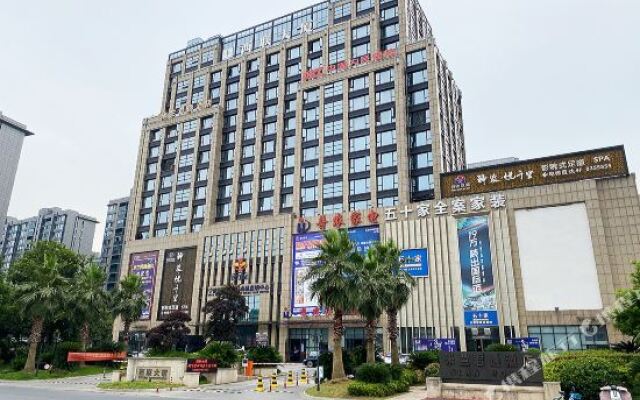 Milan Junyi Hotel