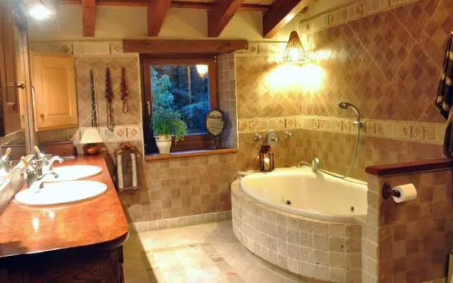 Country house Masía Paradise
