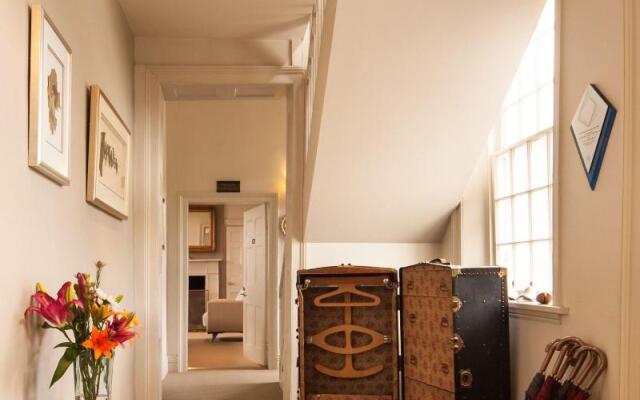 The Woodbridge Waterfront Rooms.